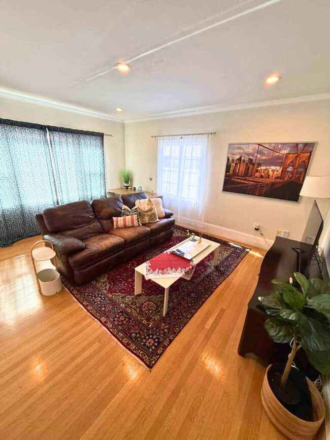 Building Photo - 254 29th St Unit ID1310765P