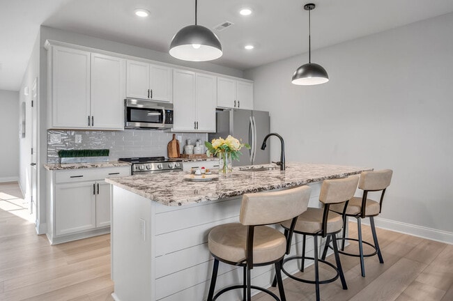 Photo - Bellingham Park Townhomes - IMMEDIATE MOVE IN