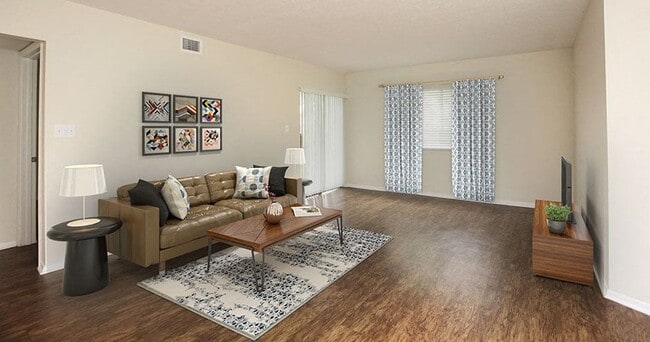 Photo - Pavilions at Deer Chase Apartments