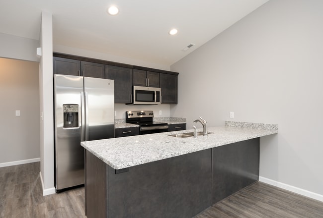 Photo - Somerset Townhomes and Villas
