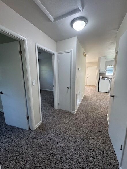 Photo - 1204 Clay St