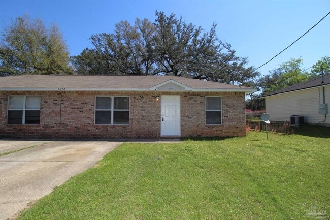 Building Photo - 6954 Woodley Dr