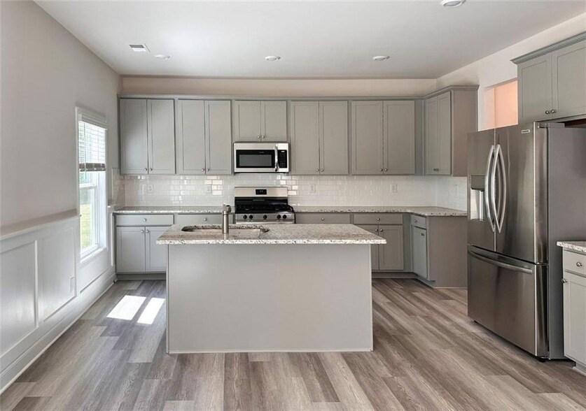 Photo - 40 Highfield Ln