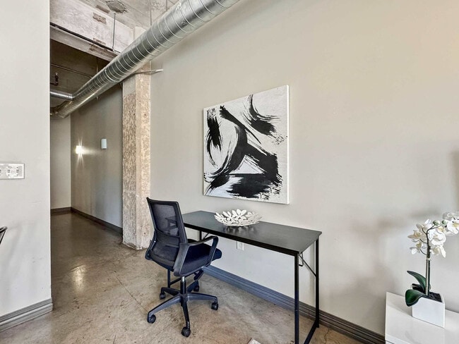 Photo - 555 Evergreen St Unit ID1231714P