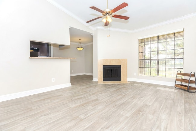 FC 01b_165582.jpg - Fairfield Cove