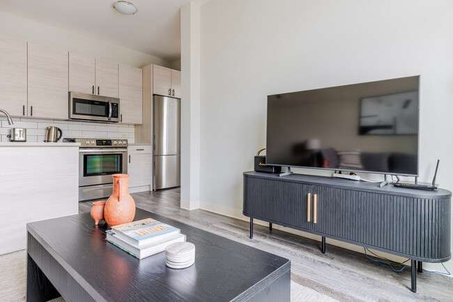 Photo - 6149 N Broadway Unit SI FL4-ID1422