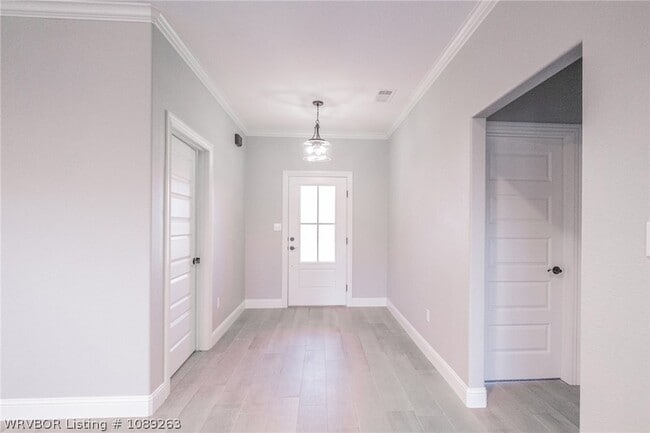 Photo - 9000 Mayswood Pl