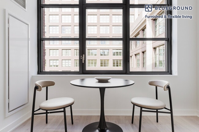 Photo - 135 York St Unit FL6-ID2166