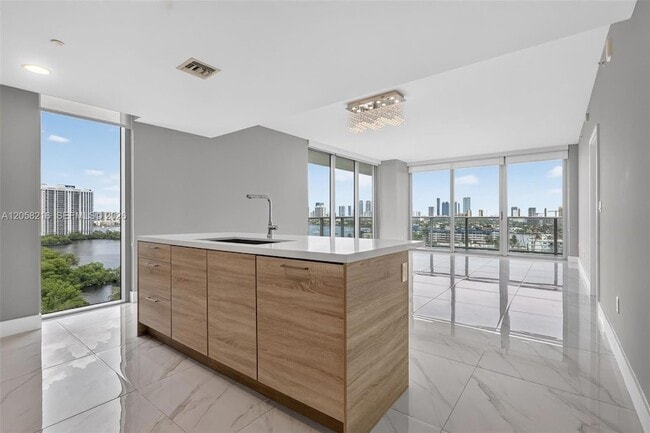 Photo - 16385 Biscayne Blvd Unit 1215