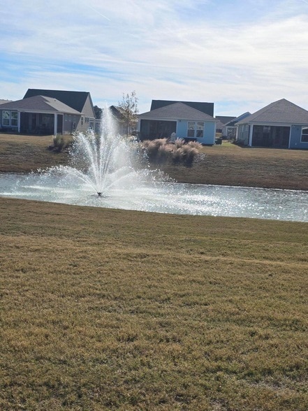 Building Photo - 214 Garden Gate Wy