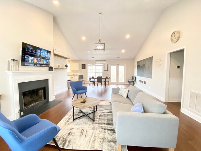 Photo - 4338 Todd Rd Unit ID1254413P