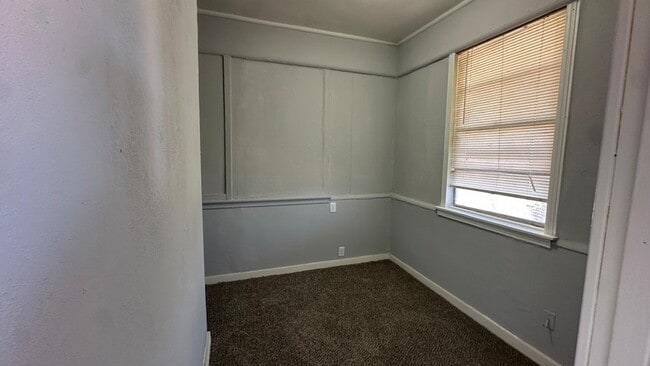 Photo - 904 Herbert Ave Unit 2