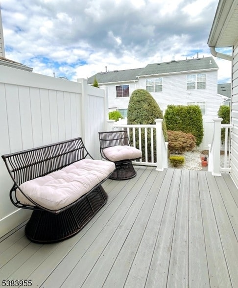 Photo - 27 Kingfisher Ct