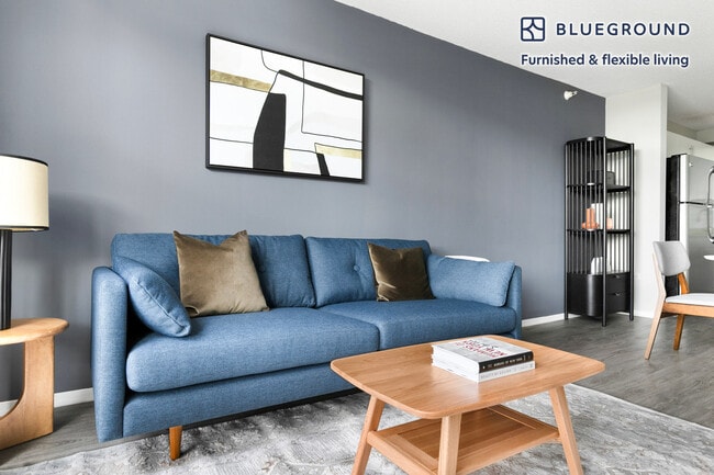 Photo - 180 N Jefferson St Unit FL15-ID1332