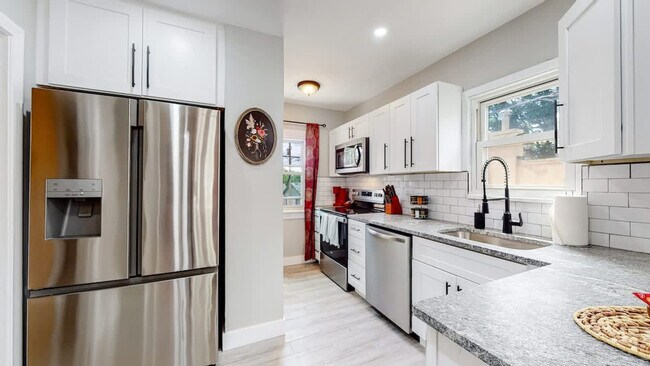 Photo - 730 E Alameda Ave Unit SI ID1342423P