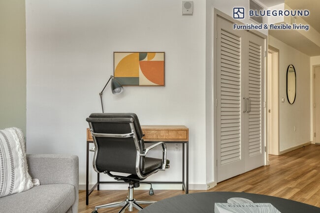 Photo - 6201 Hollywood Blvd Unit FL5-ID840