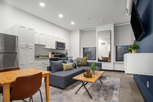 Building Photo - 209 9th St Unit ID1282218P