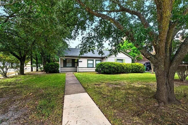 Photo - 5418 Grand Lake St