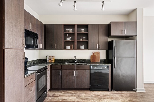 Building Photo - Olympus Midtown