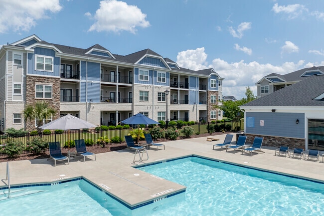 Building Photo - Retreat at Sumter