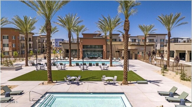 Building Photo - 16965 W Van Buren St Unit 3