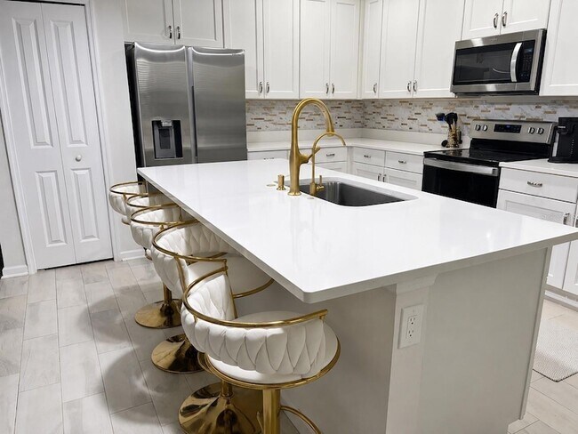 Photo - 10972 Brightleaf Ct