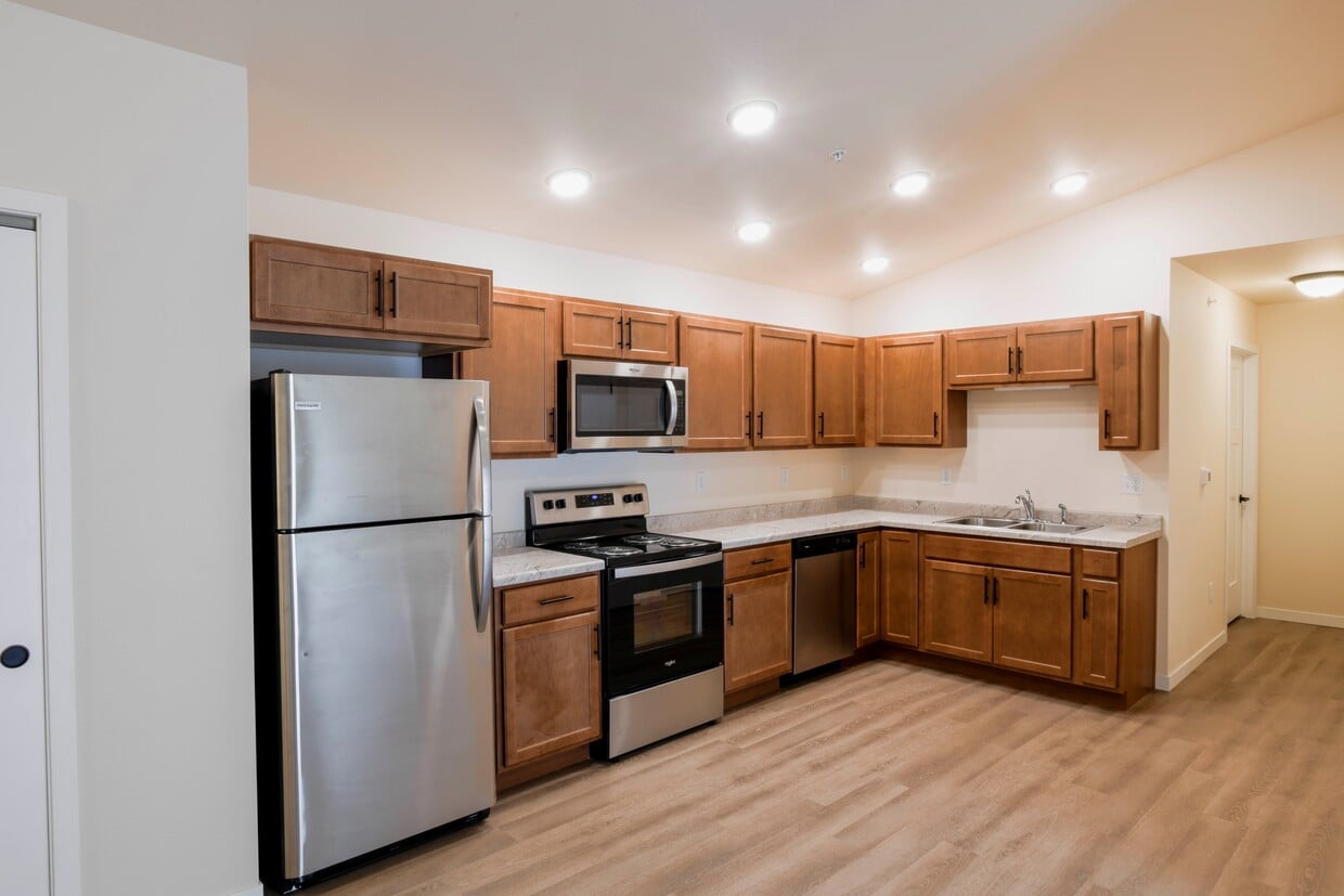 Floor Plan - Ashton 2 Bedroom Lower