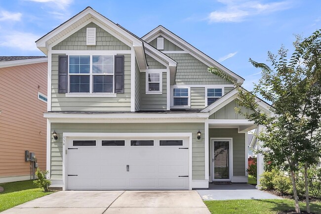 Building Photo - 534 Alderly Dr