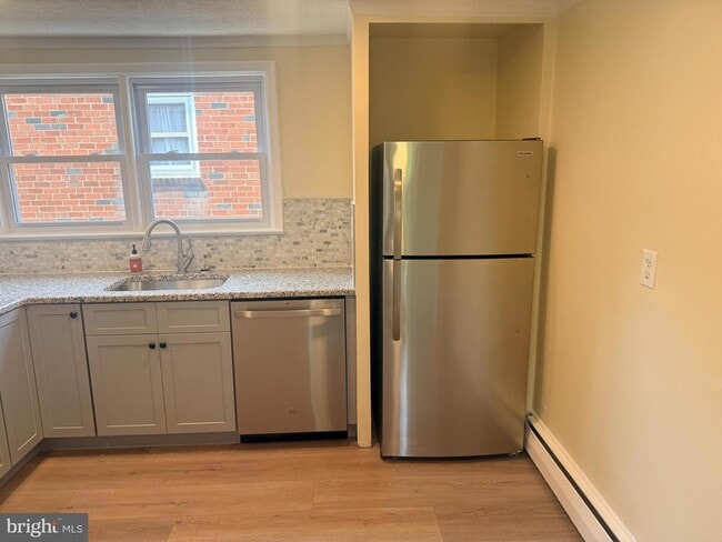 Photo - 1620 MacDade Boulevard