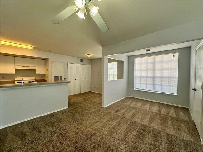 Photo - 1610 Columbia Arms Cir Unit 131
