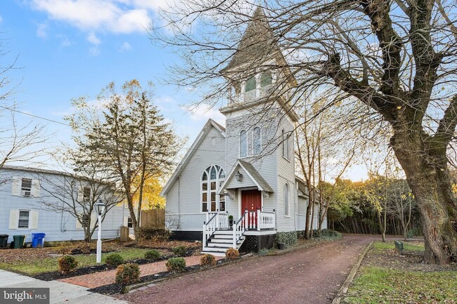 Photo - 230 Washington St