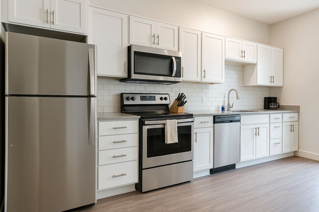 Photo - 2301 Ingersoll Ave Unit SI FL3-ID1534895P