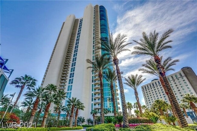 Building Photo - 322 E Karen Ave