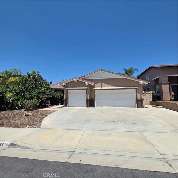 Building Photo - 41089 Robards Way