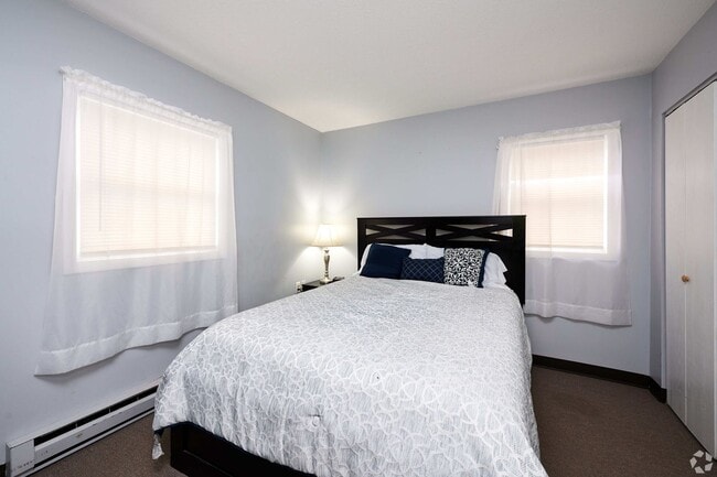 Photo - Ontario Village Apartments