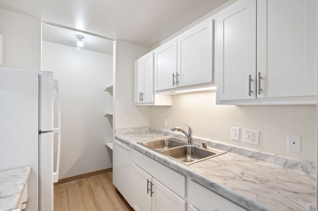 Photo - Springdale Apartments