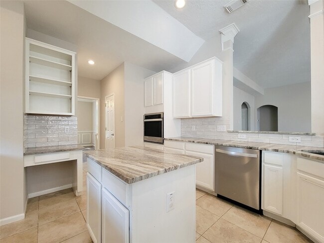 Photo - 31406 Capella Cir