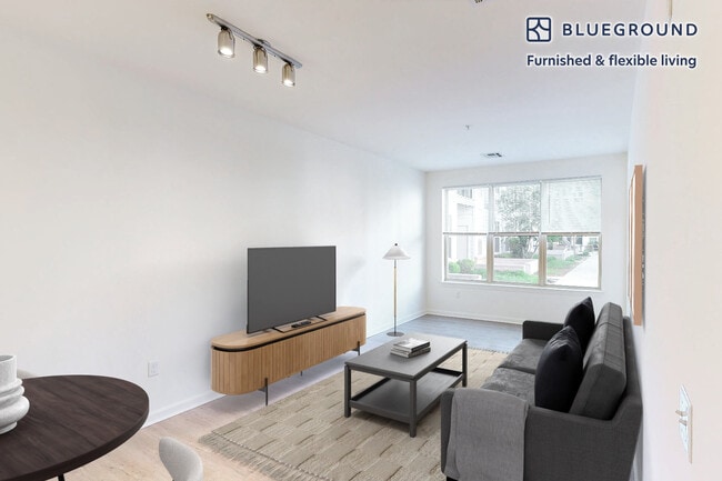 Building Photo - 333 Great River Rd Unit SI FL3-ID6769A