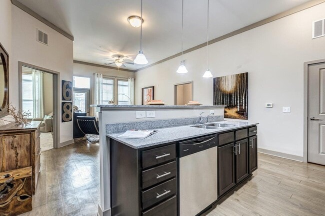 Photo - Reserve at Kenton Place Apartment Homes