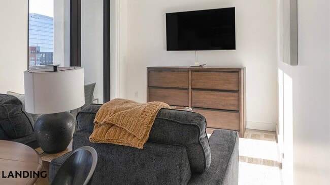 Photo - 1007 S Mint St Unit 728