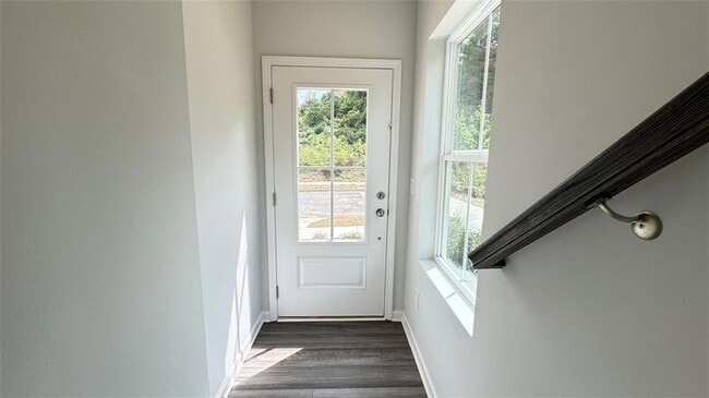 Photo - 1479 Creekside Cir NW