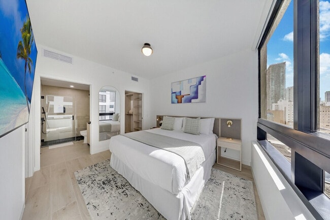 Photo - 36 NE 2nd St Unit ID1422353P