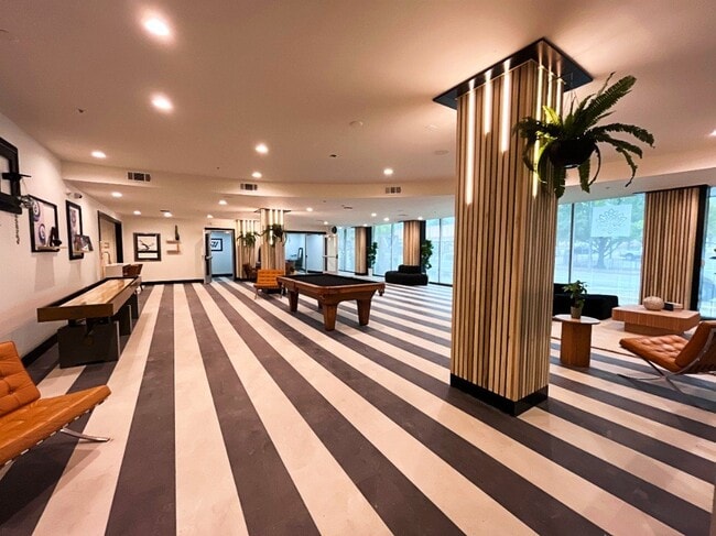 Photo - West 7th Apartments