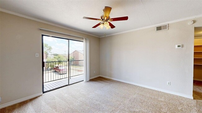 Photo - 904 University Oaks Blvd Unit 26