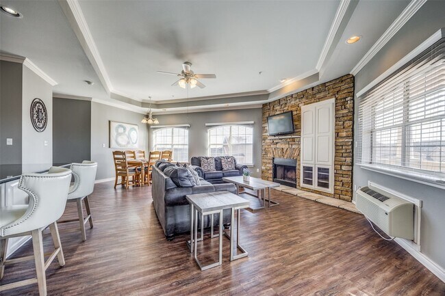 Photo - 290 Tanglewood Cir Unit 5447/48