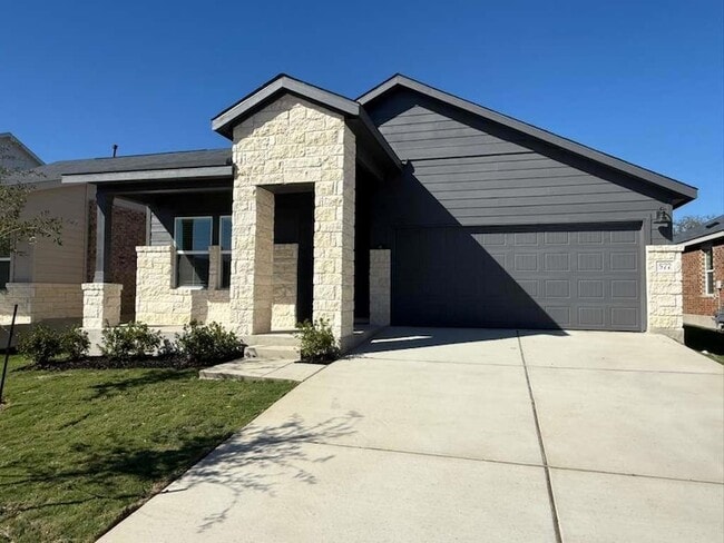 Building Photo - 577 Sormonne Lp