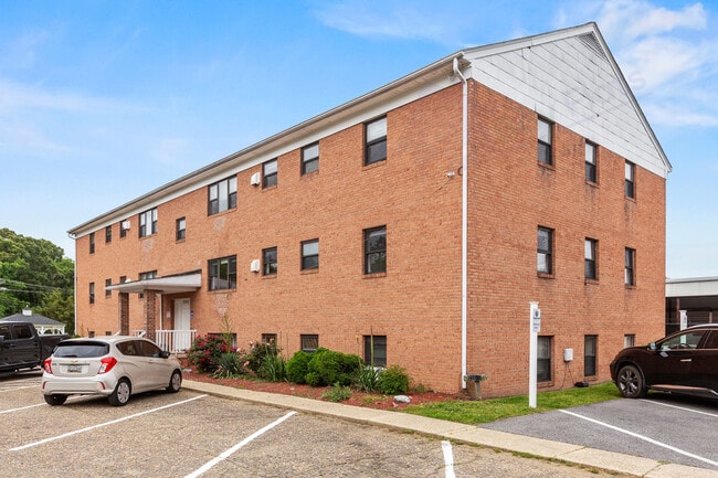 Photo - Seymour Apartments