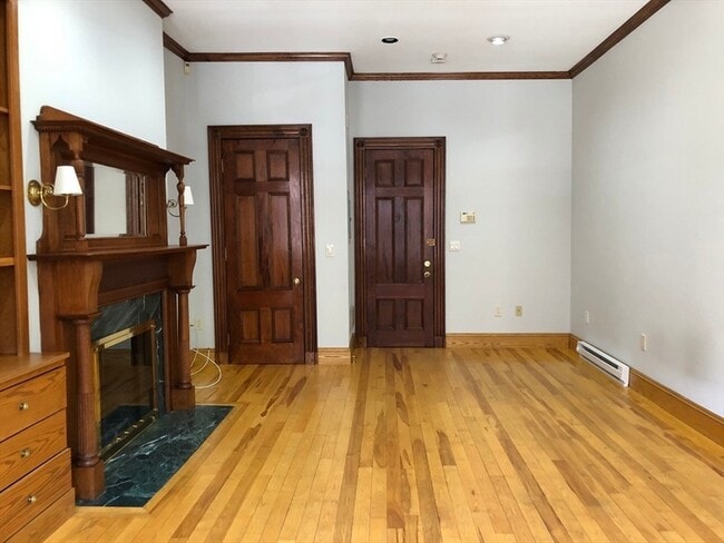 Photo - 393 Marlborough St Unit 2