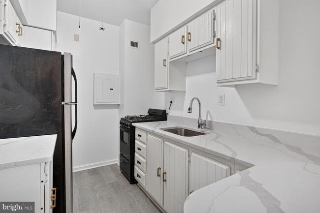 Photo - 1711 Massachusetts Ave NW Unit 410