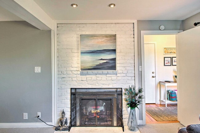 Photo - 60 Belvedere Ave Unit ID1305051P